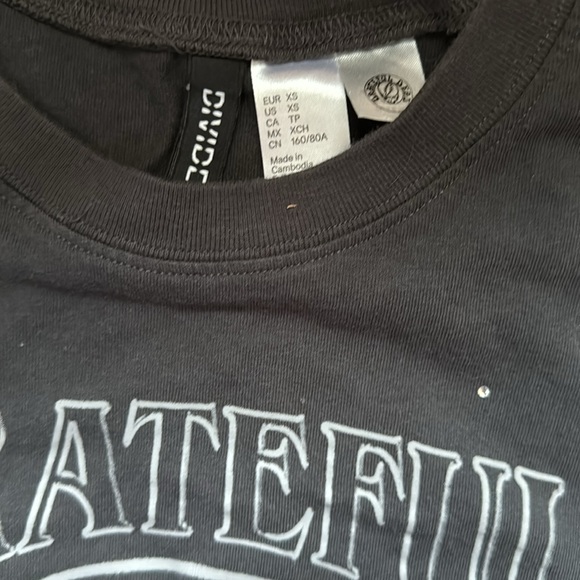 Divided - Picture 4 of 4